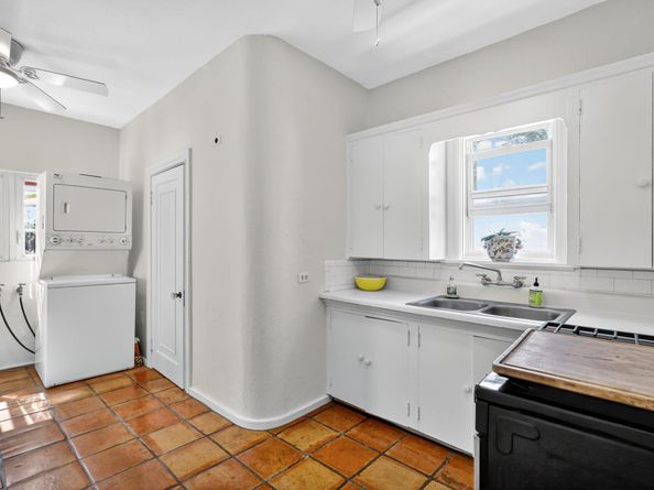 728 Avon Road, West Palm Beach FL 33401