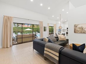 10877 NW 6th St, Coral Springs FL 33071