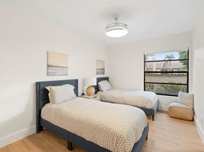 10877 NW 6th St, Coral Springs FL 33071