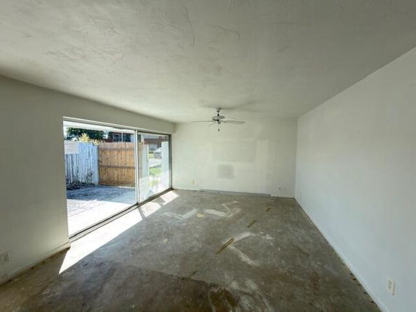 96 East Court, Royal Palm Beach FL 33411