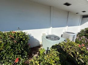 96 East Court, Royal Palm Beach FL 33411