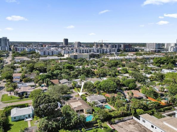 408 NE 9th Ave, Fort Lauderdale FL 33301