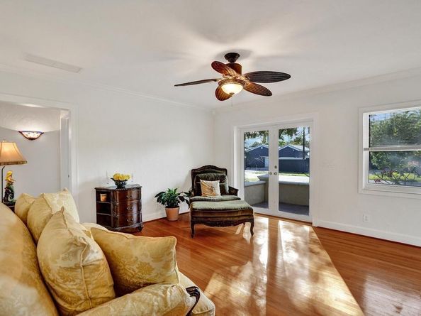 408 NE 9th Ave, Fort Lauderdale FL 33301