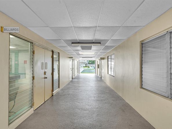 2769 Ashley Dr West Unit F, West Palm Beach FL 33415