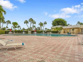 2769 Ashley Dr West Unit F, West Palm Beach FL 33415