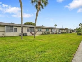 2769 Ashley Dr West Unit F, West Palm Beach FL 33415