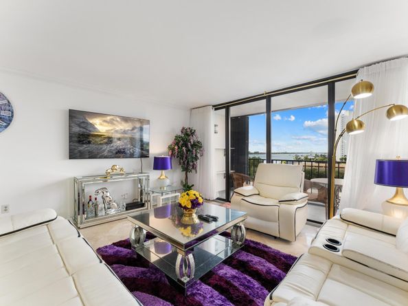 5600 N Flagler Drive 605, West Palm Beach FL 33407