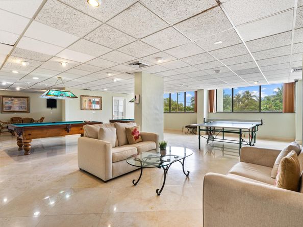 5600 N Flagler Drive 605, West Palm Beach FL 33407