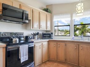 8560 SW 20th St, Davie FL 33324