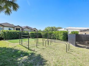 9845 NW 56th Pl 9845, Coral Springs FL 33076