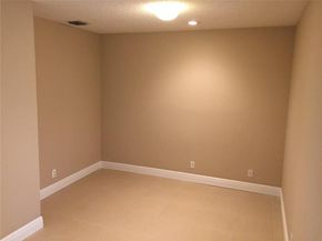 9845 NW 56th Pl 9845, Coral Springs FL 33076