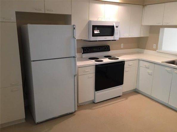 9845 NW 56th Pl 9845, Coral Springs FL 33076
