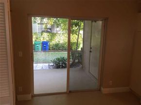 9845 NW 56th Pl 9845, Coral Springs FL 33076