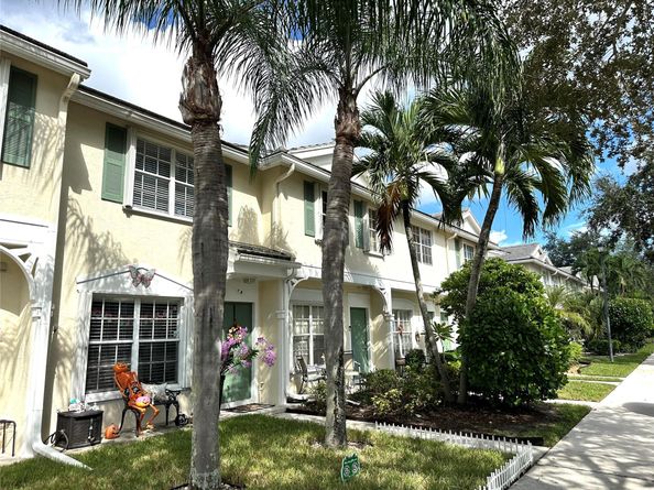 9845 NW 56th Pl 9845, Coral Springs FL 33076
