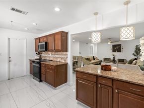 9701 NW 83rd St, Tamarac FL 33321