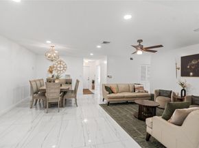 9701 NW 83rd St, Tamarac FL 33321