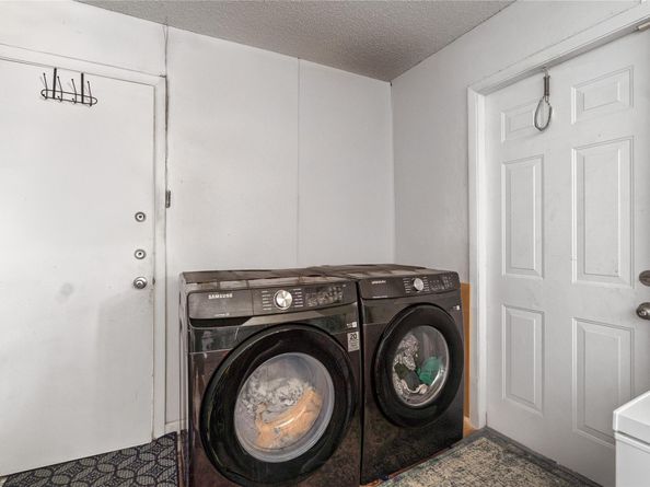 9701 NW 83rd St, Tamarac FL 33321