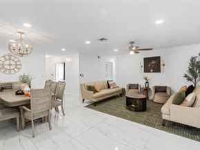 9701 NW 83rd St, Tamarac FL 33321