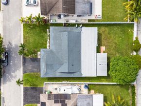 9701 NW 83rd St, Tamarac FL 33321