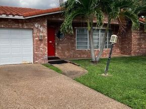 6761 NW 23rd St, Margate FL 33063