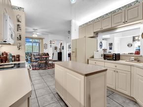 7715 Southampton Ter 301, Tamarac FL 33321