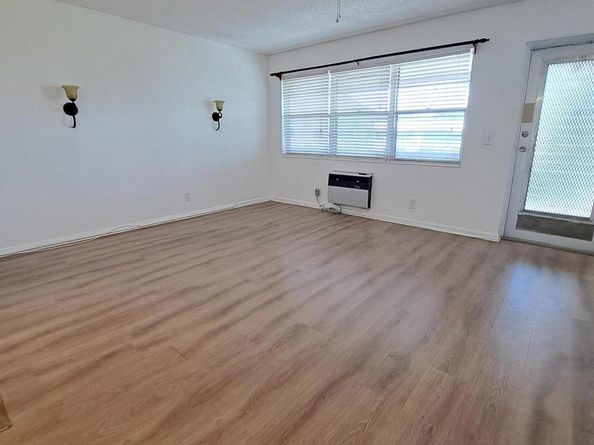 20 Sussex A, West Palm Beach FL 33417