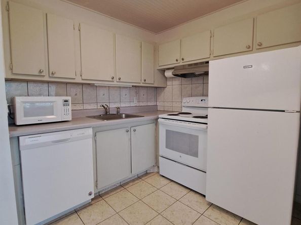 20 Sussex A, West Palm Beach FL 33417