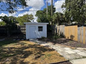 821 N B Street, Lake Worth Beach FL 33460