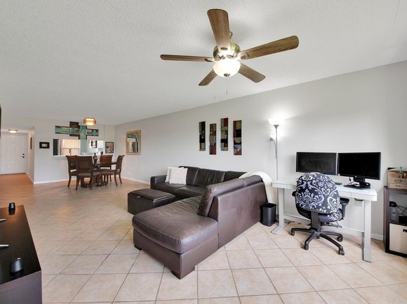 4708 Lucerne Lakes Boulevard E 104, Lake Worth FL 33467