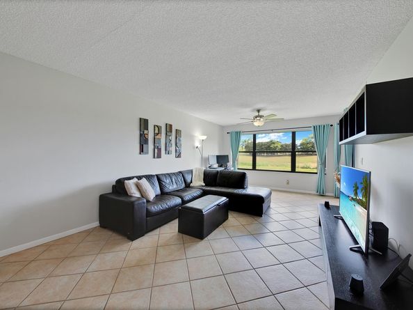 4708 Lucerne Lakes Boulevard E 104, Lake Worth FL 33467