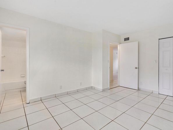 11583 NW 42nd ST 11583, Coral Springs FL 33065