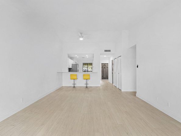 5054 Golfview Court 1525, Delray Beach FL 33484