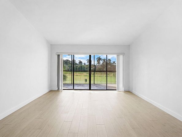 5054 Golfview Court 1525, Delray Beach FL 33484