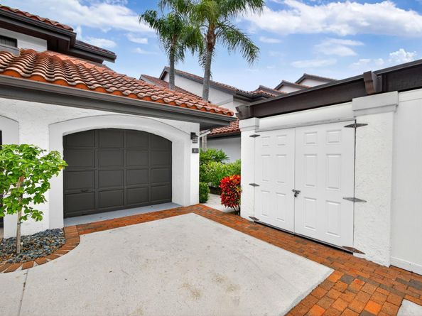 16670 Traders Crossing N 111, Jupiter FL 33477