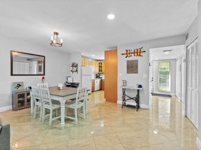 547 N Pine Island Rd 25, Plantation FL 33324