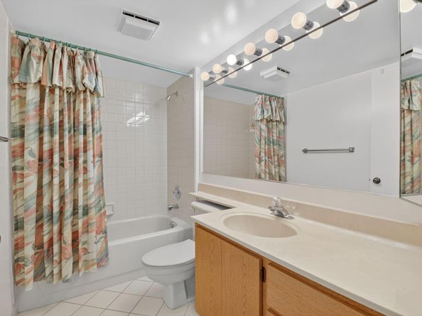 6193 Balboa Circle 403, Boca Raton FL 33433