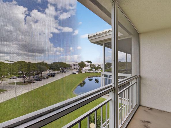 6193 Balboa Circle 403, Boca Raton FL 33433