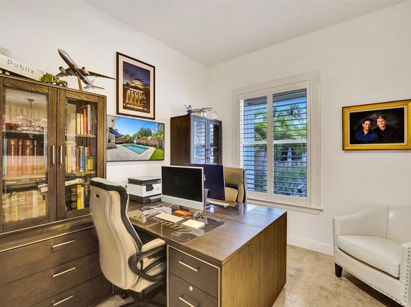 517 NE 11th Ave, Fort Lauderdale FL 33301