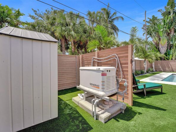 517 NE 11th Ave, Fort Lauderdale FL 33301