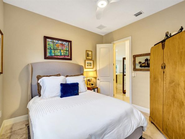 517 NE 11th Ave, Fort Lauderdale FL 33301