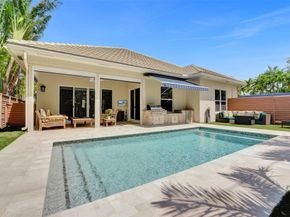 517 NE 11th Ave, Fort Lauderdale FL 33301