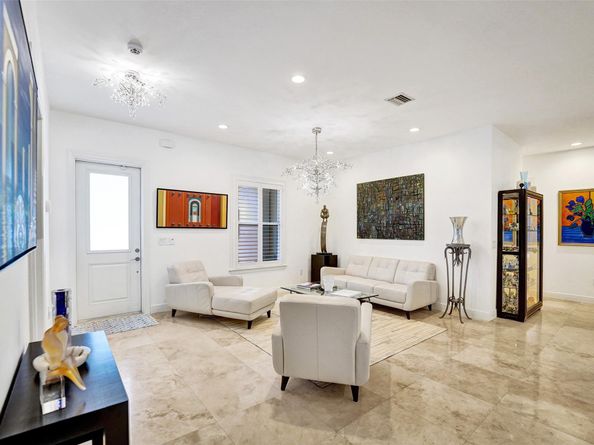 517 NE 11th Ave, Fort Lauderdale FL 33301