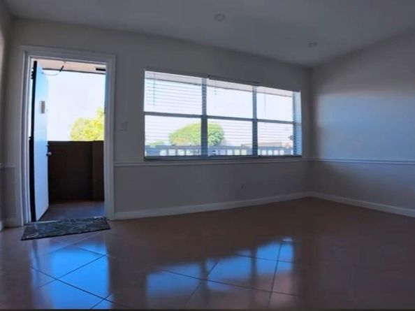 9101 Sunrise Lakes Blvd 203, Sunrise FL 33322