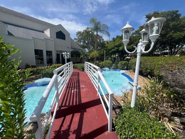 3405 NW 44th St 205, Lauderdale Lakes FL 33309