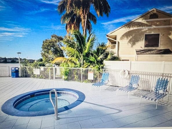 3405 NW 44th St 205, Lauderdale Lakes FL 33309