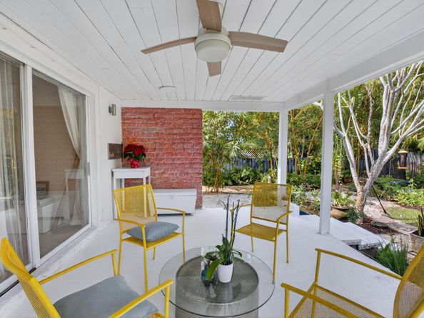 215 N Seacrest Circle, Delray Beach FL 33444