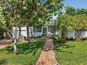 215 N Seacrest Circle, Delray Beach FL 33444