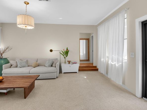 215 N Seacrest Circle, Delray Beach FL 33444