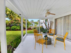 215 N Seacrest Circle, Delray Beach FL 33444