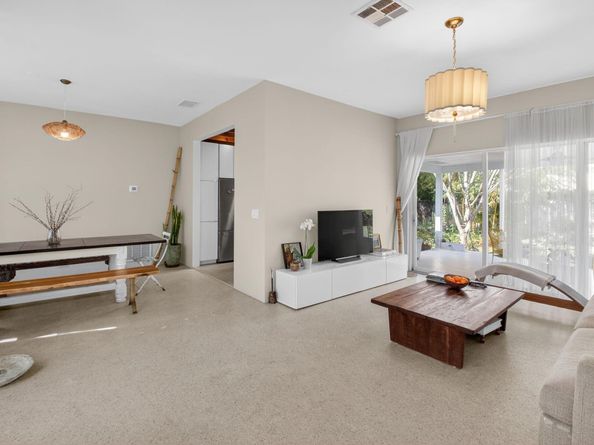 215 N Seacrest Circle, Delray Beach FL 33444